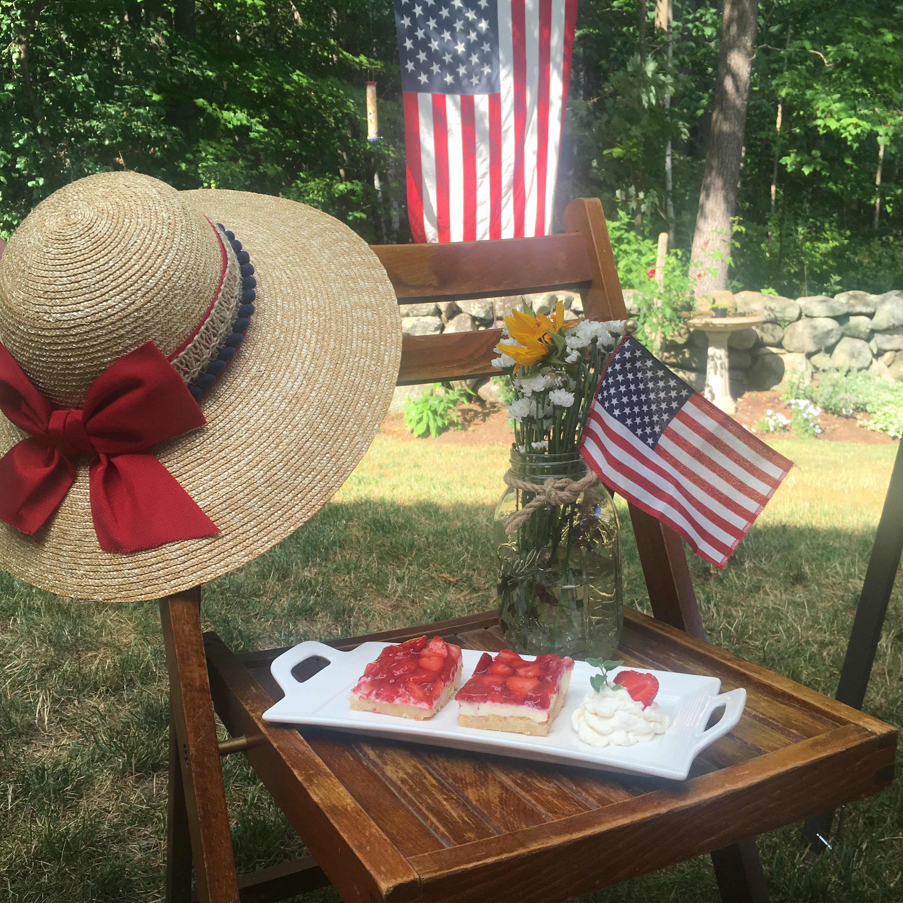 Summer Dessert: Strawberries & Cream Cookie Bar