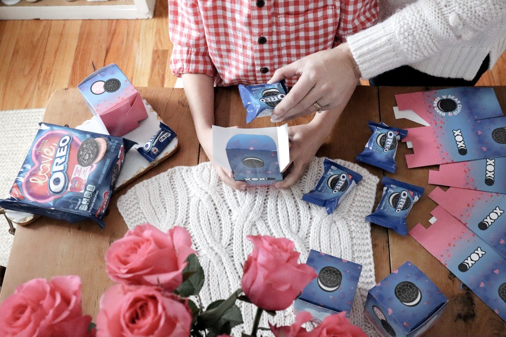 Easy Valentine Favors - OREO cookie Valentines - OREO Valentine Exchange Kit - From the Family