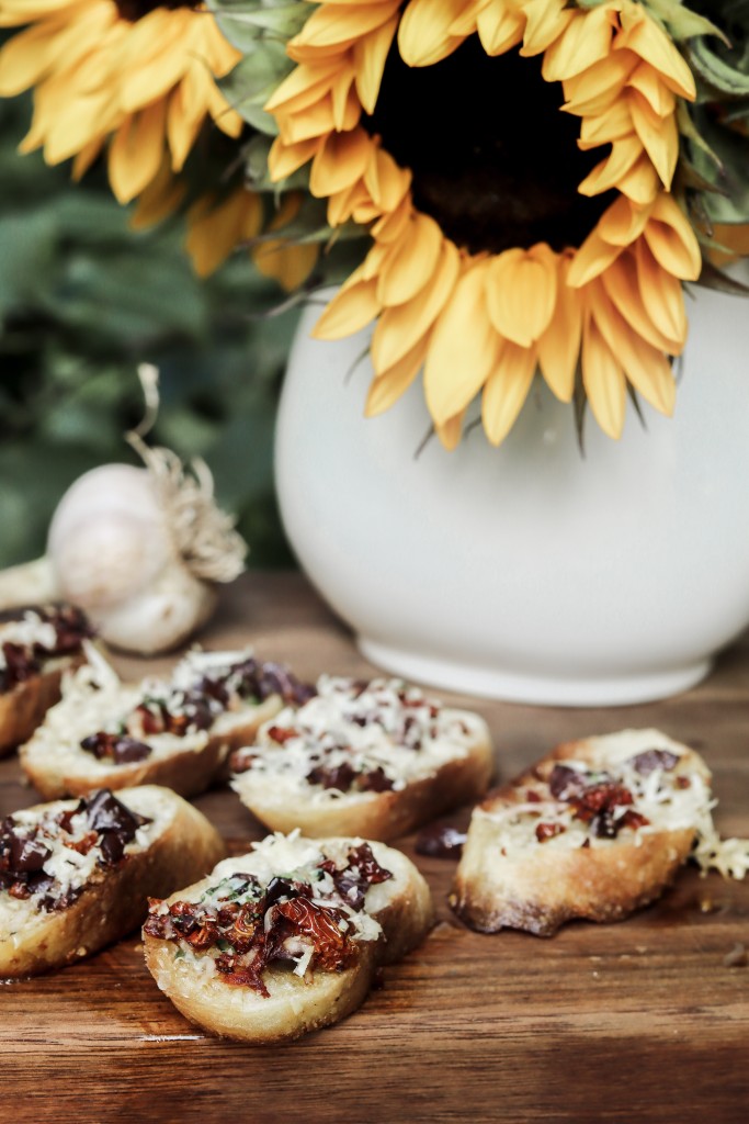  Olive and Sun-dried Tomato Toasts with Boiron®