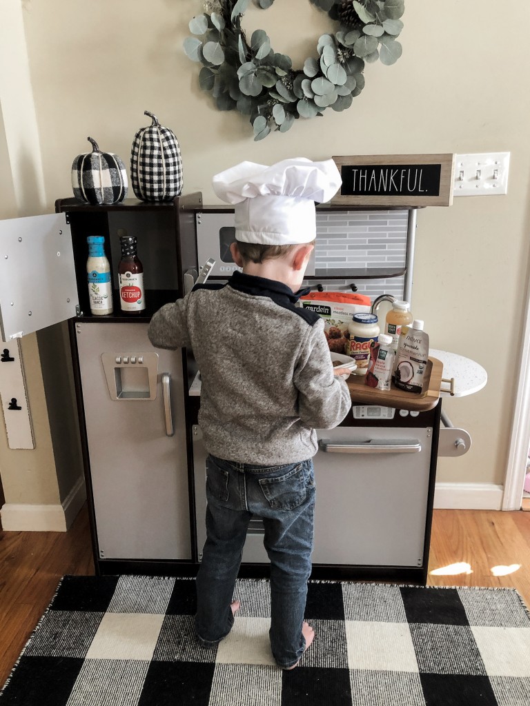 Kid-Friendly Foods with BabbleBoxx, Garden Classic Meatless Meatballs,  Nutiva Squeezable Organic Coconut Manna, North Coast Organic Probiotic Apple Sauce, Ragu Butter Parmesan Sauce, Tessemae's Ketchup, Tessemae's Organic Dairy Free Ranch