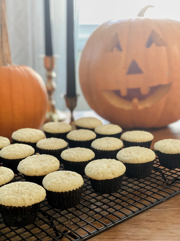 Mini Vanilla Spider Web Cupcakes with Oakhurst Dairy Chocolate Milk Halloween Party Recipe