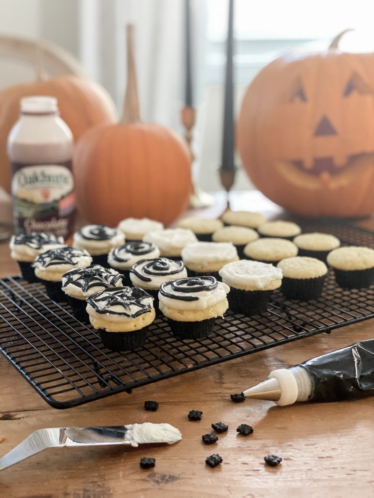 Mini Vanilla Spider Web Cupcakes with Oakhurst Dairy Chocolate Milk Halloween Party Recipe