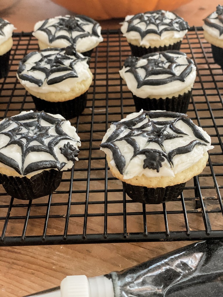 Mini Vanilla Spider Web Cupcakes with Oakhurst Dairy Chocolate Milk Halloween Party Recipe