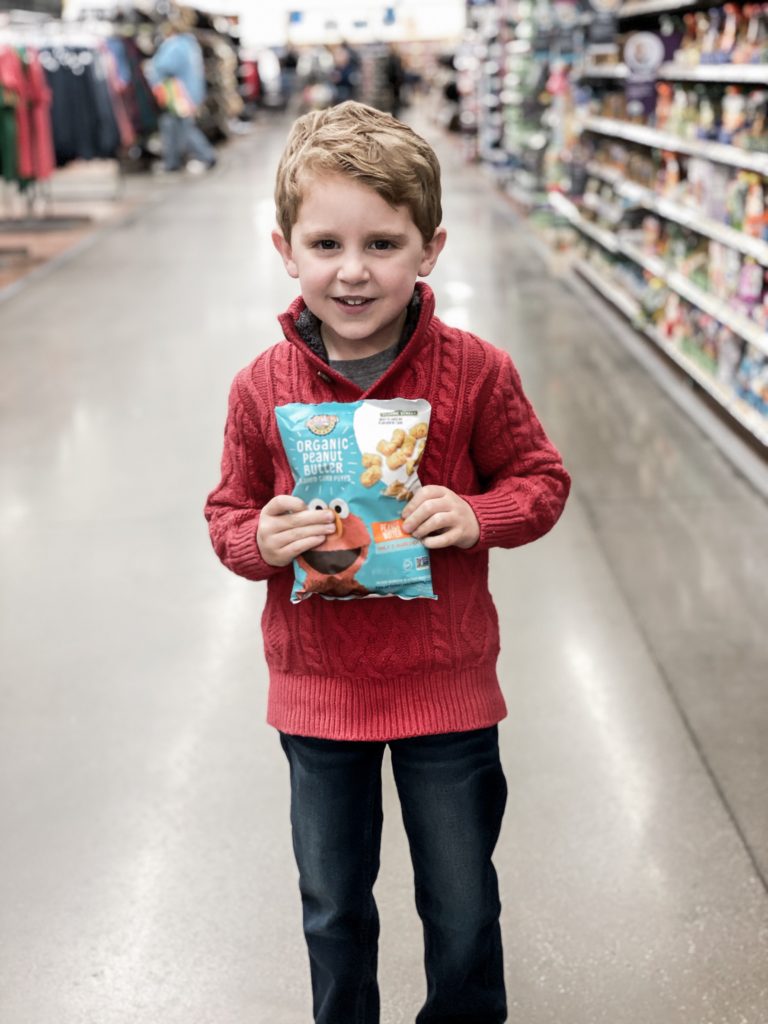 On the go snacks with Earth's Best Peanut Butter Puffs