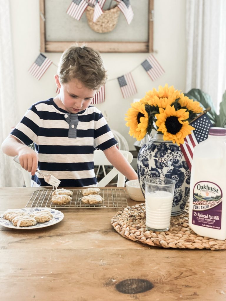 Iced Oatmeal Cookies with Oakhurst Dairy: Simple vintage cookie recipe with buttermilk and healthy oats