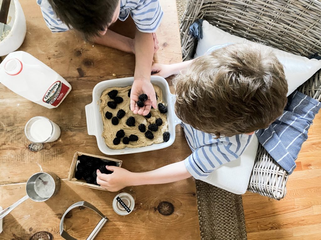 Blackberry Streusel Coffee Cake with Oakhurst Dairy