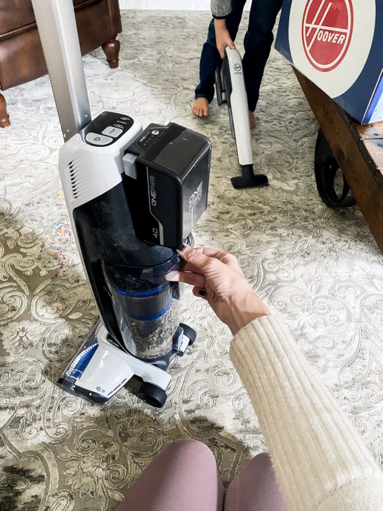 Messy Moments with Hoover ONEPWR Evolve Pet™ Dust Chaser™ Hand Vacuum