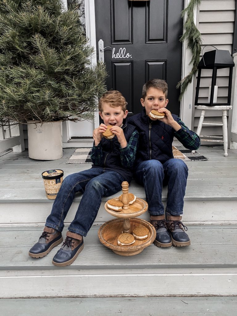 Gingersnap Cookies Ice Cream Sandwiches Recipe with Giffords