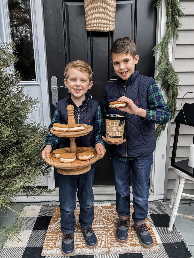 Gingersnap Cookies Ice Cream Sandwiches Recipe with Giffords