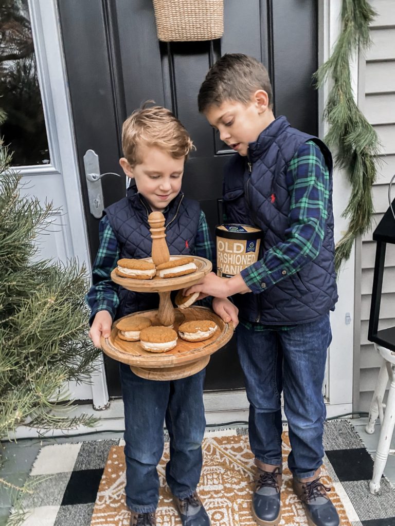 Gingersnap Cookies Ice Cream Sandwiches Recipe with Giffords