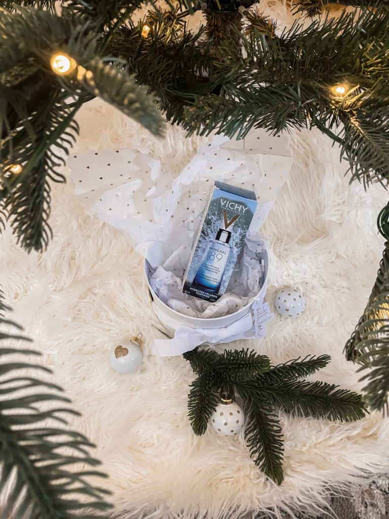 Gift Guide for her with BabbleBoxx Vichy Mineral 89
